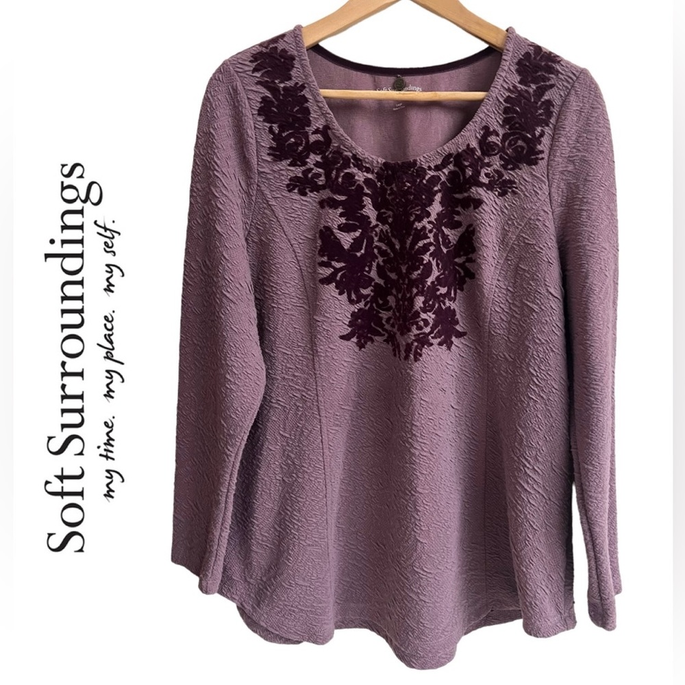 SOFT SURROUNDINGS Textured Tunic Velvet Embellished Size L Purple Violet Sweater